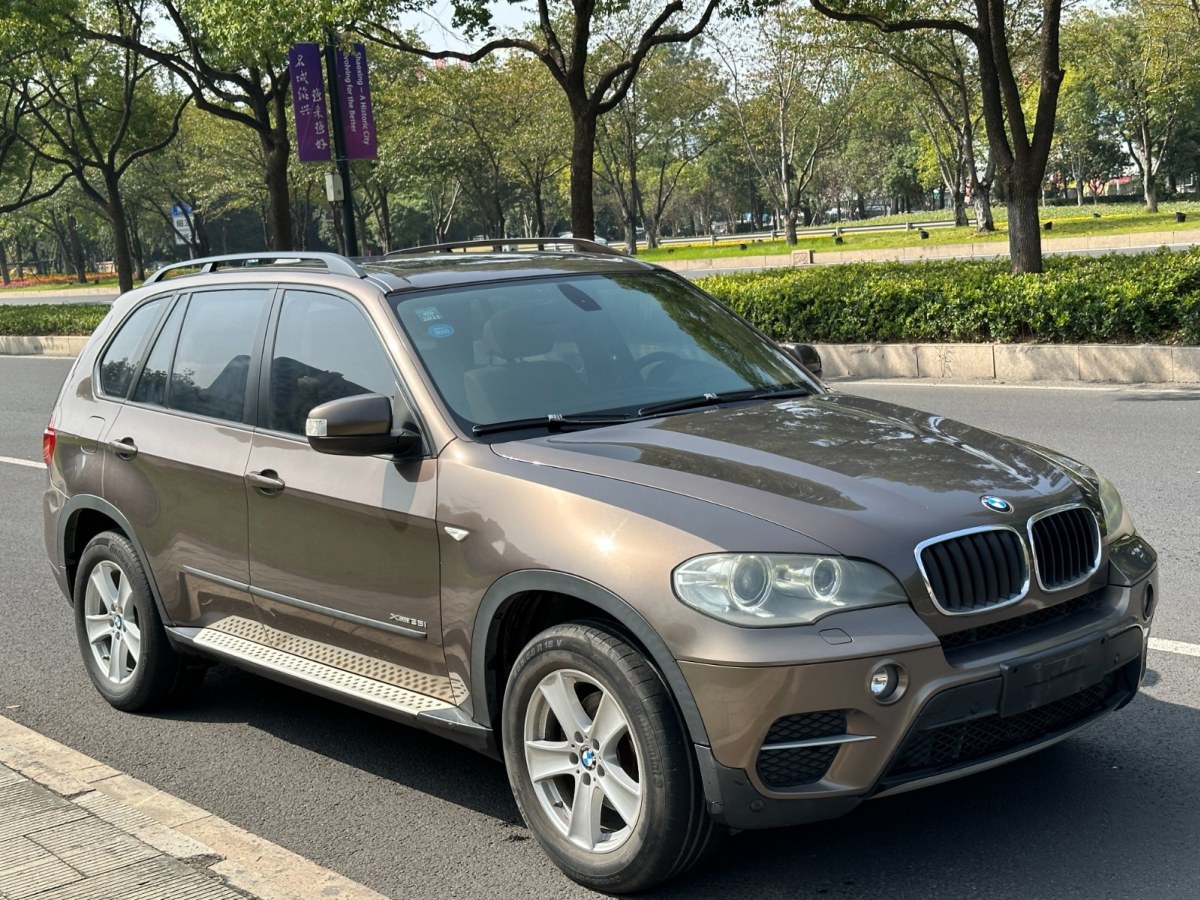 2011年8月宝马 宝马X5  2011款 xDrive35i 尊贵型