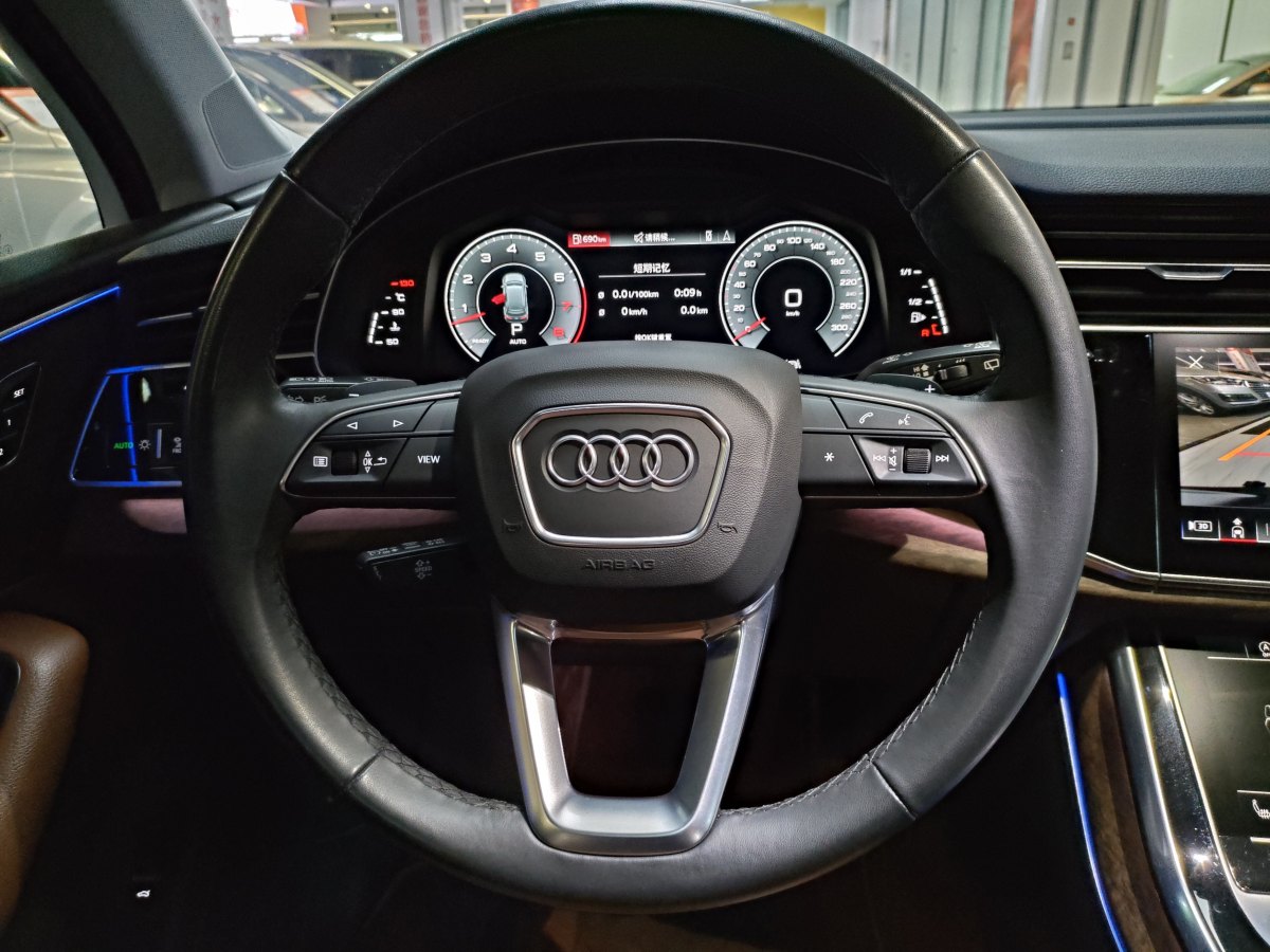 2022年6月奧迪 奧迪Q7  2023款 55 TFSI quattro S line運動型