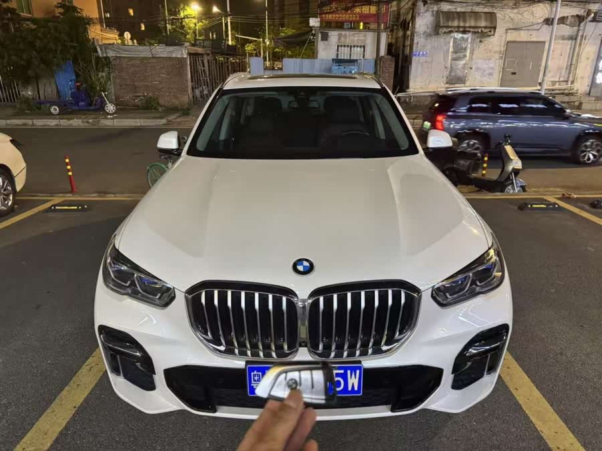 寶馬 寶馬X5  2022款 改款 xDrive 30Li 尊享型M運動套裝圖片