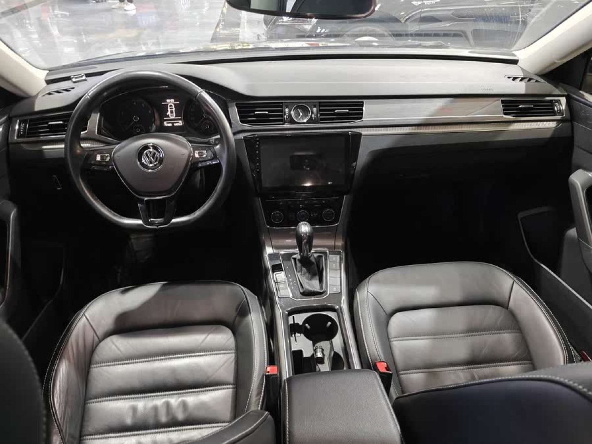 大眾 帕薩特  2016款 280TSI DSG尊榮版圖片