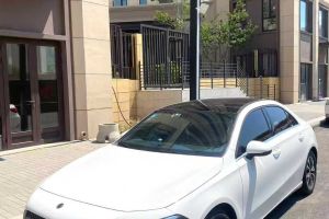 奔馳A級 奔馳 A 220 4MATIC
