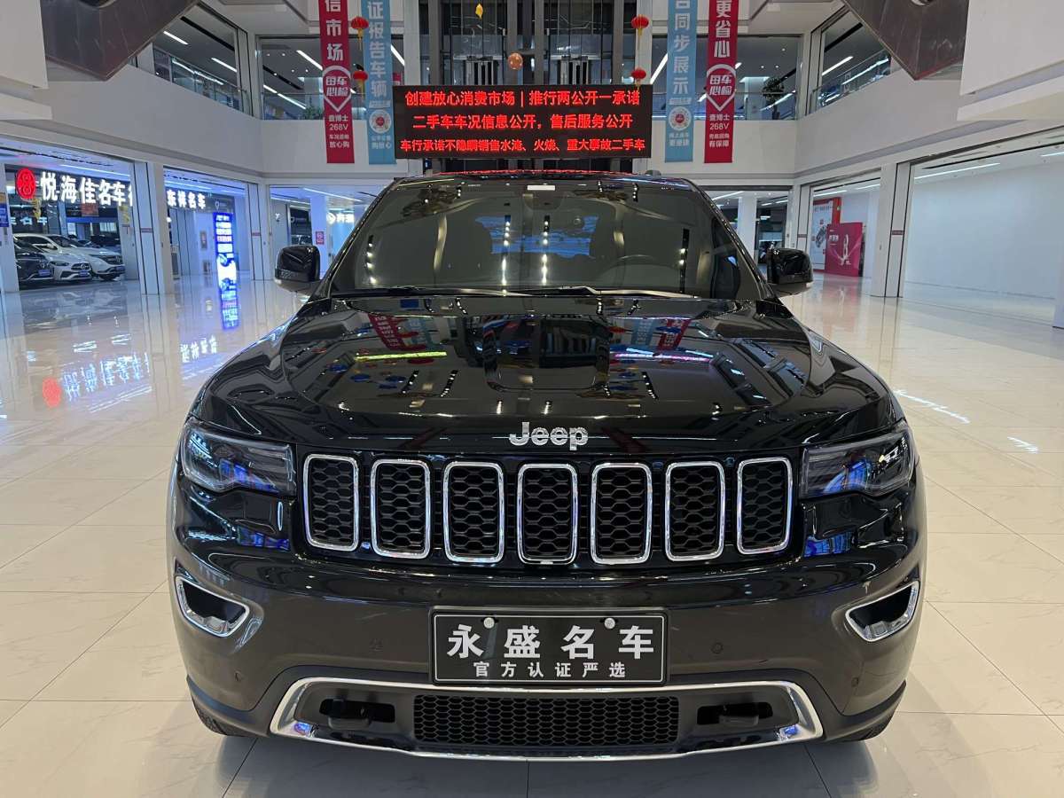 Jeep 大切諾基  2021款 3.0L 80周年紀(jì)念版圖片