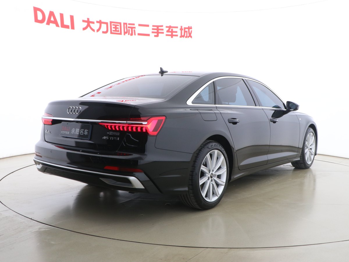 奧迪 奧迪A6L  2024款 45 TFSI 臻選動感型圖片