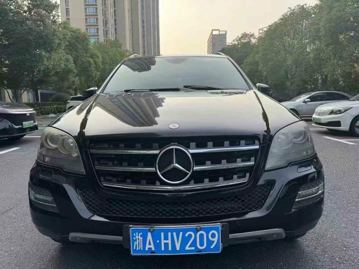 奔馳 奔馳M級(jí)AMG  2011款 AMG ML 63圖片