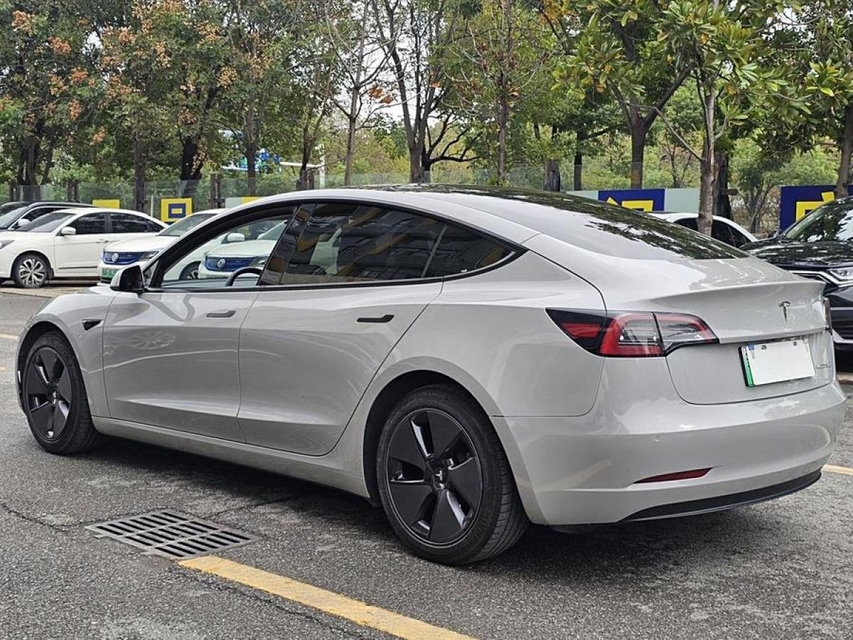 特斯拉 Model Y  2022款 改款 后輪驅(qū)動版圖片