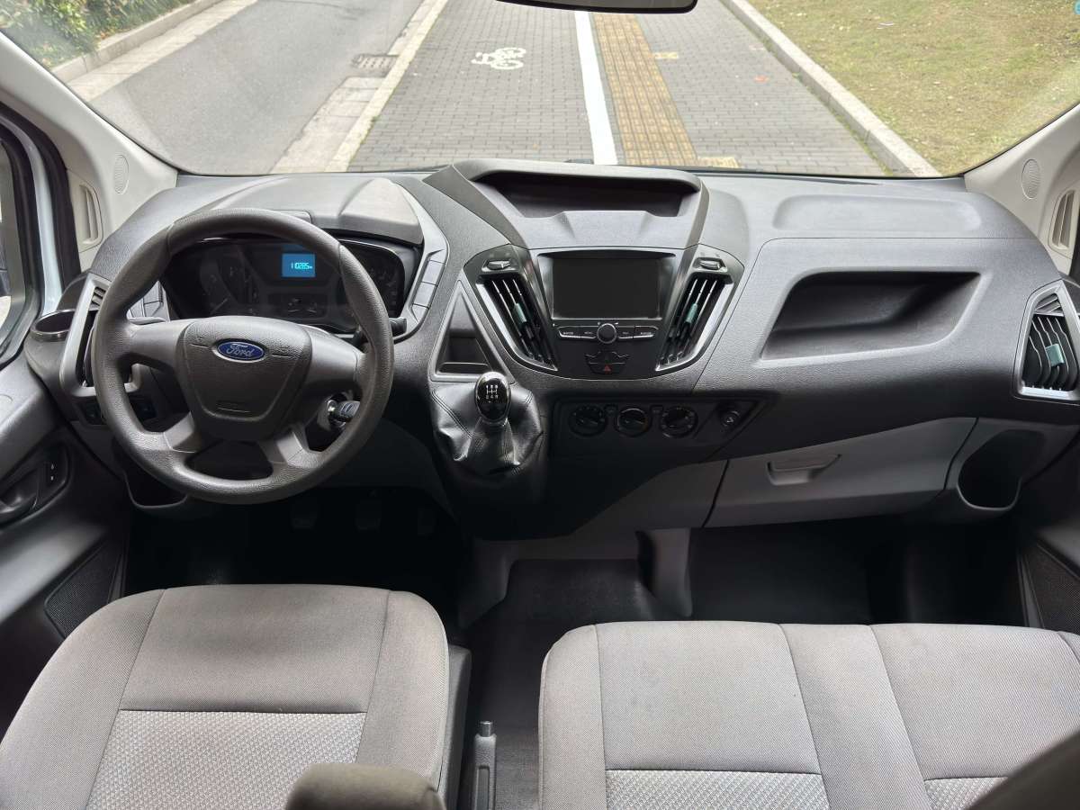 福特 全顺  2017款 2.0T柴油多功能商用车中轴中顶国V图片
