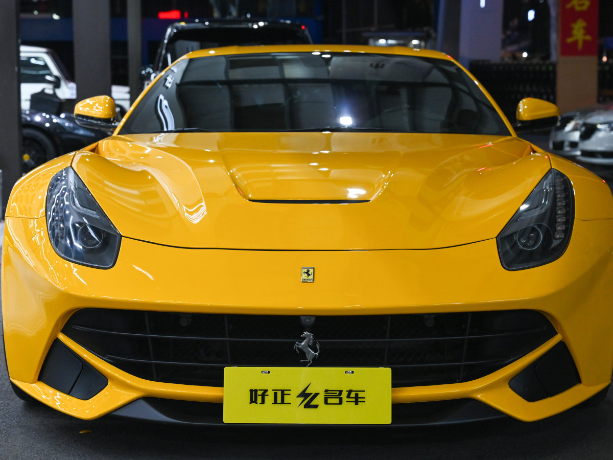 法拉利 F12berlinetta  2013款 6.3L 標(biāo)準(zhǔn)型圖片