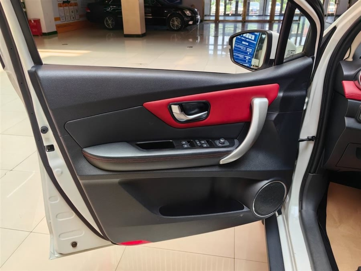 哈弗 H1  2016款 改款 藍標(biāo) 1.5L 手動舒適型圖片