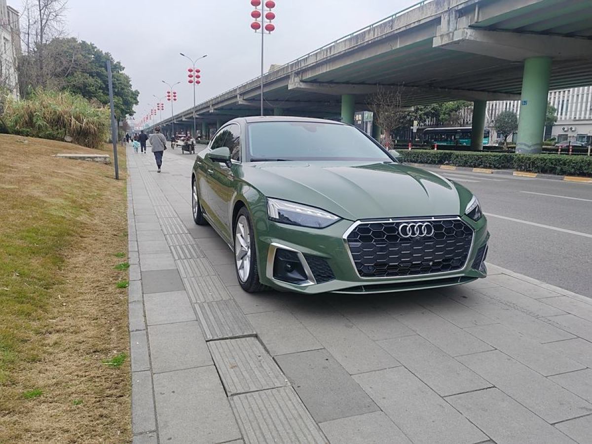 奧迪 奧迪A5  2021款 Sportback 40 TFSI 時(shí)尚致雅型圖片