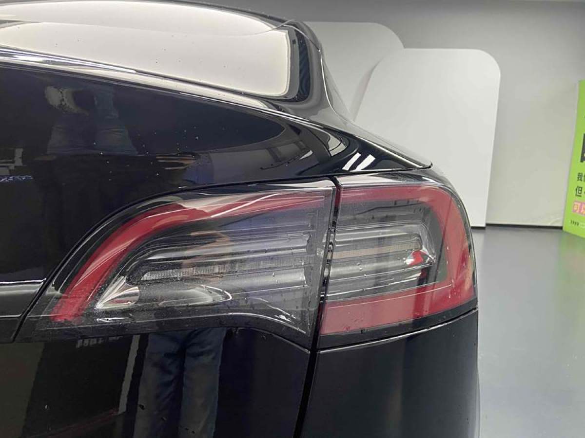 特斯拉 Model Y  2022款 改款 后輪驅(qū)動(dòng)版圖片