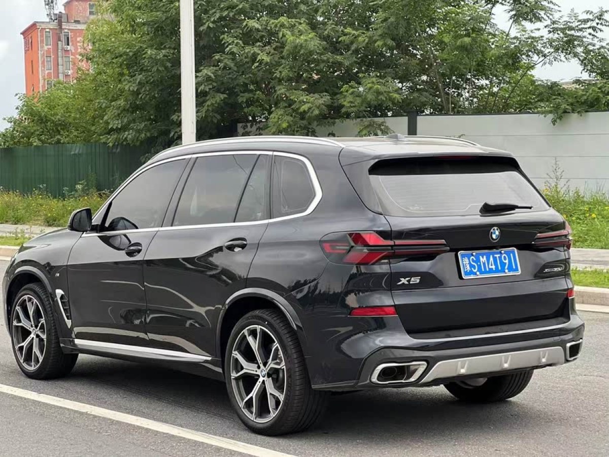 寶馬 寶馬X5  2023款 xDrive 30Li 尊享型M運(yùn)動(dòng)套裝圖片