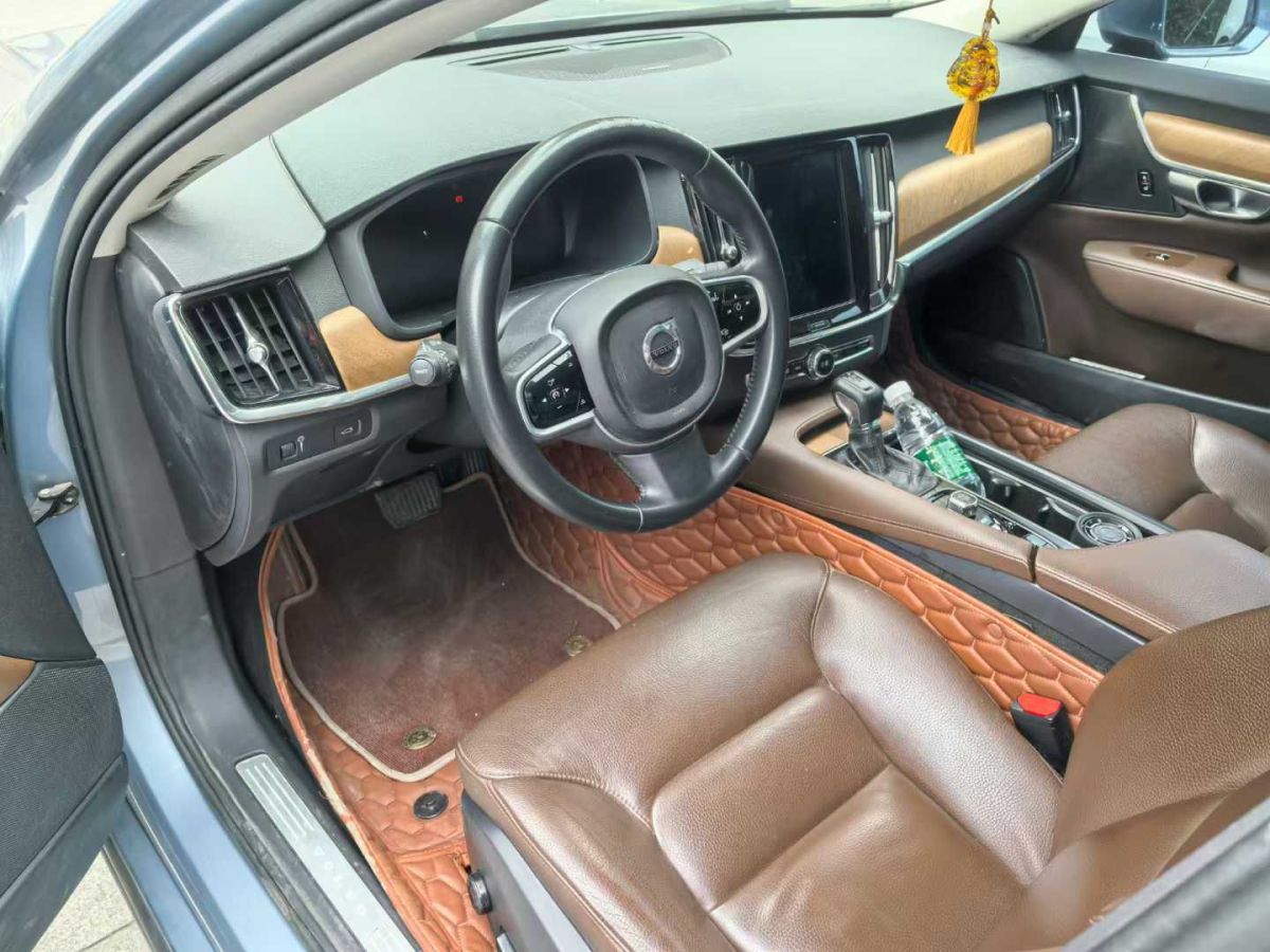 沃爾沃 S90  2018款 T4 智遠(yuǎn)版圖片