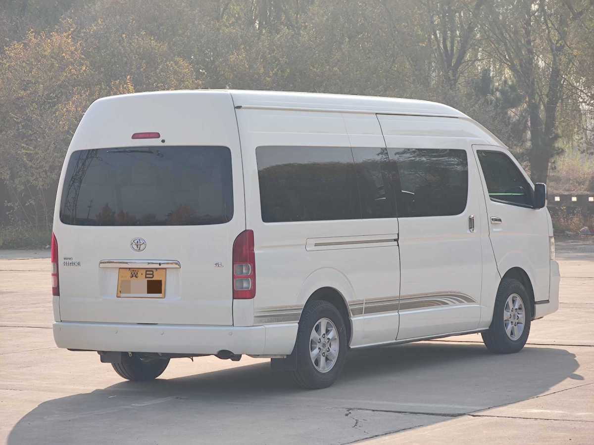 豐田 HIACE  2011款 2.7L自動(dòng)標(biāo)準(zhǔn)版13座圖片