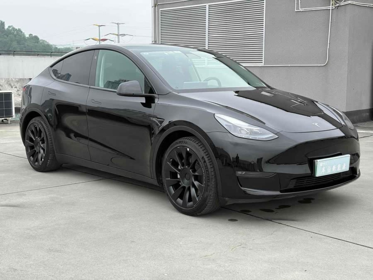 特斯拉 Model Y  2022款 改款 后輪驅(qū)動版圖片