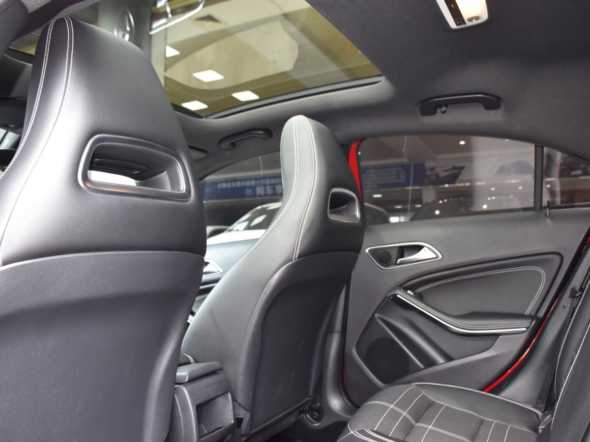 2015年7月奔驰 奔驰A级  2022款 改款 A 200 时尚型