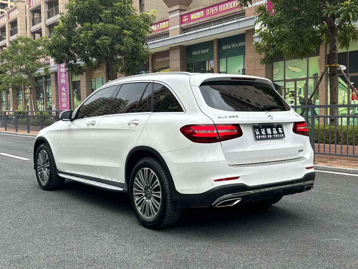 奔馳 奔馳GLC  2018款 改款 GLC 260 4MATIC 豪華型圖片