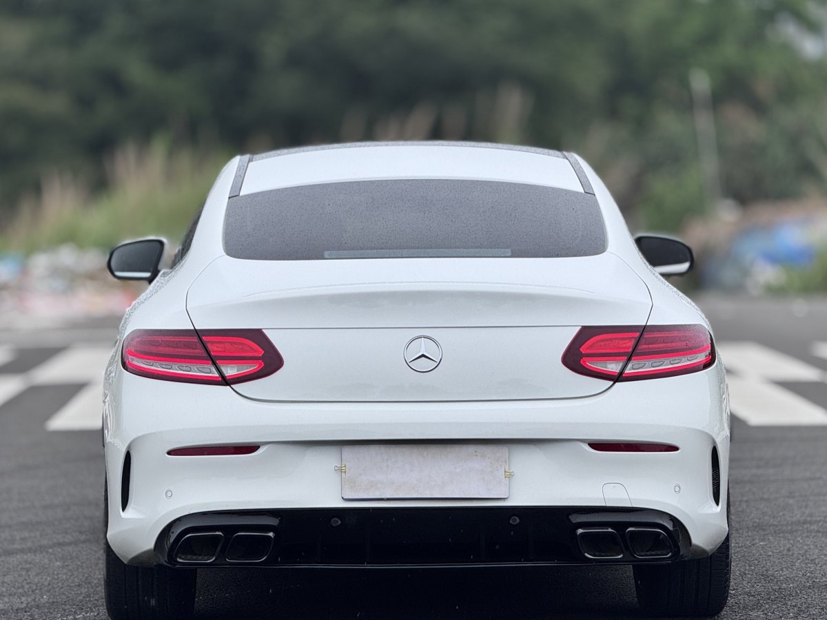 奔馳 奔馳C級(jí)  2021款 C 200 轎跑車圖片