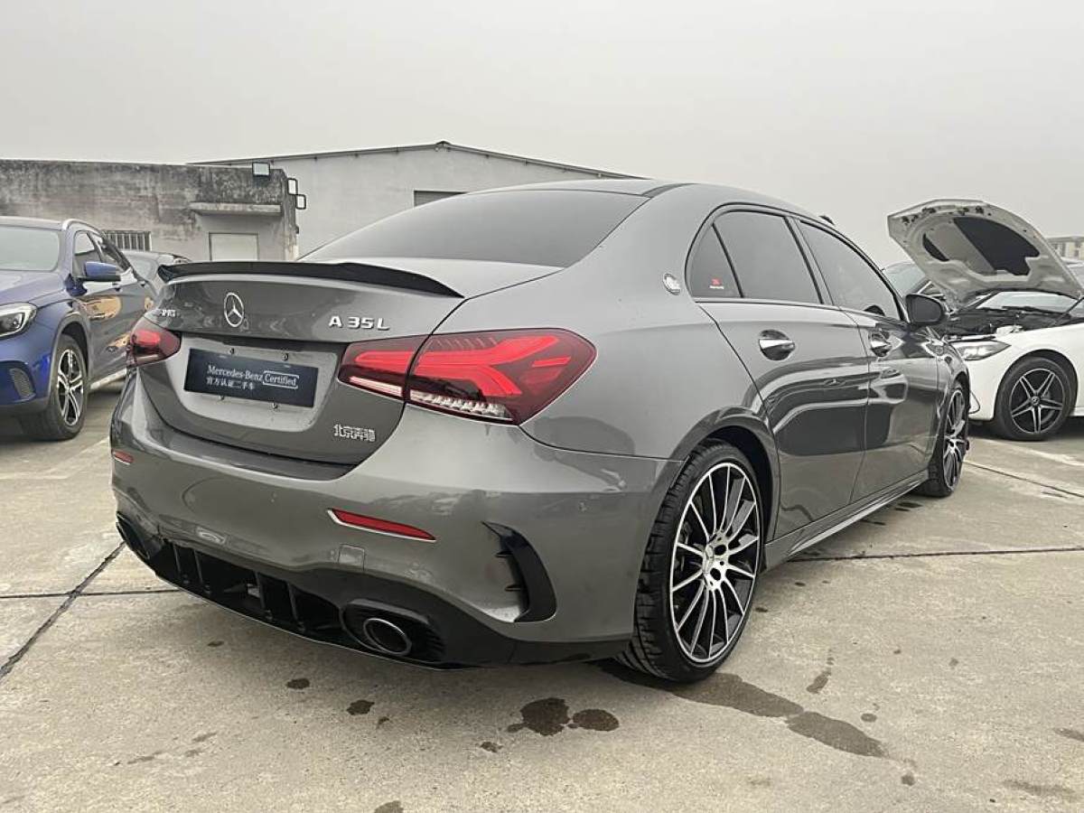 奔馳 奔馳A級(jí)AMG  2024款 改款 AMG A 35 4MATIC圖片