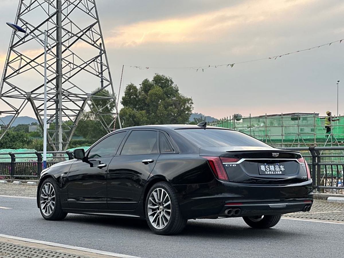 凱迪拉克 CT6  2019款 28T 領(lǐng)先運(yùn)動(dòng)型圖片