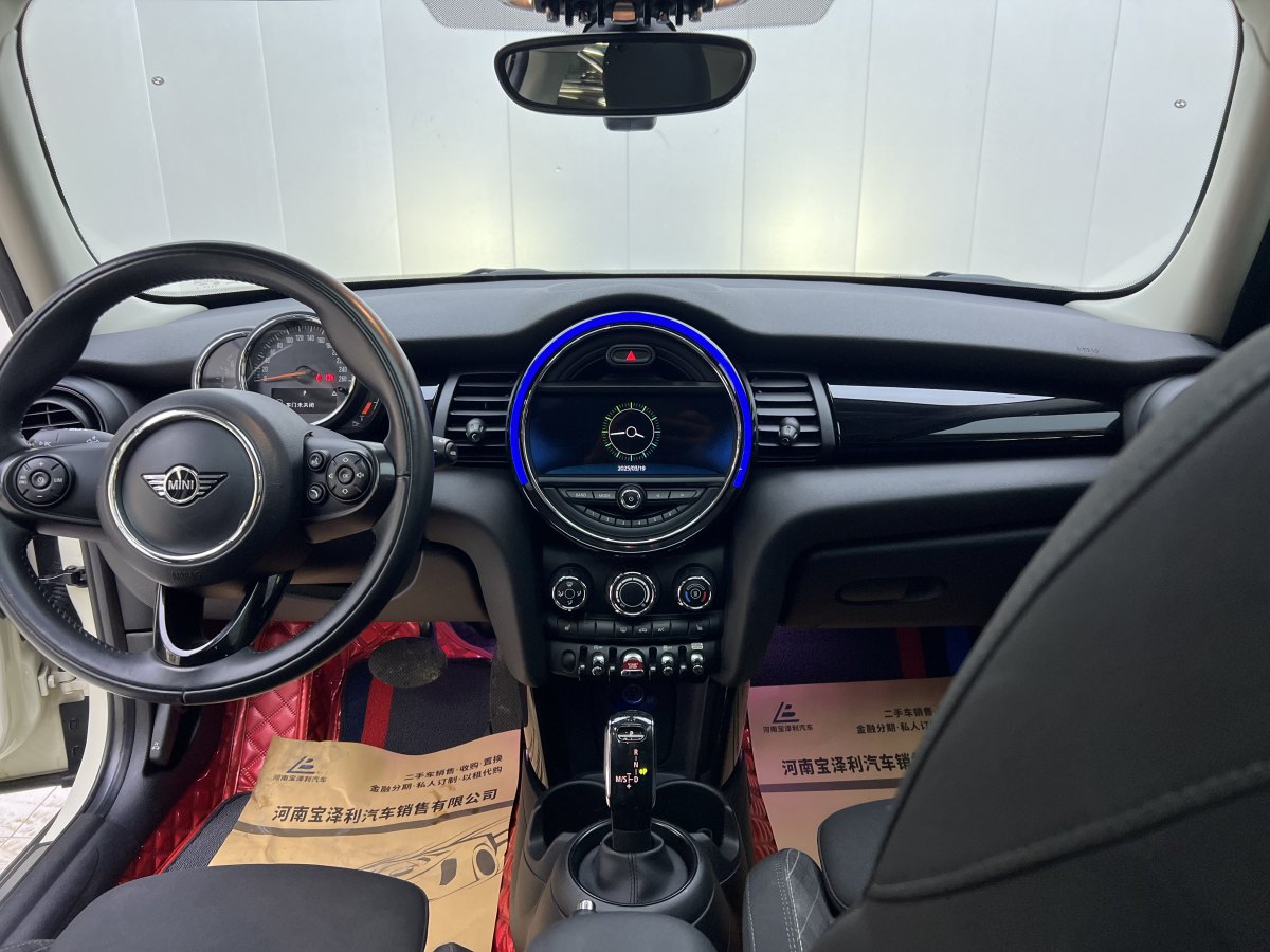 2019年10月MINI MINI  2018款 1.5T COOPER 經(jīng)典派 五門版