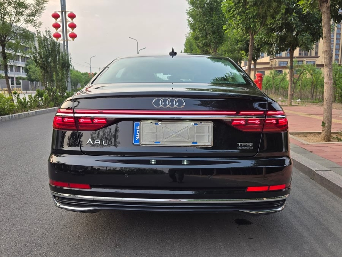 奧迪 奧迪A8  2023款 A8L 45 TFSI quattro 豪華型圖片