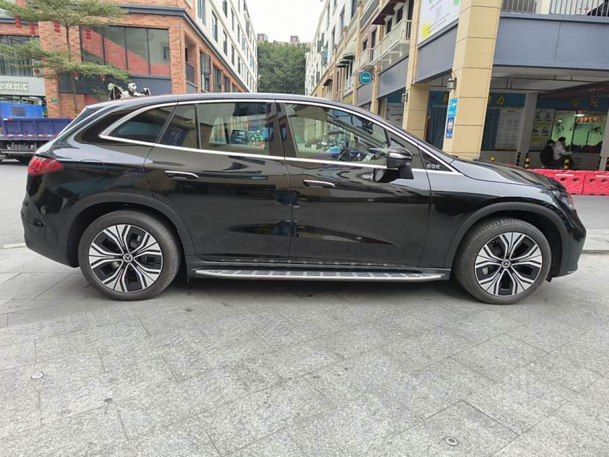 奔馳 奔馳EQE SUV  2024款 500 4MATIC 豪華版圖片