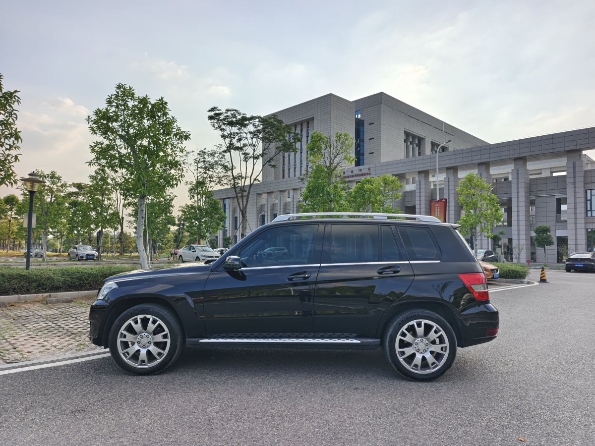 2012年7月奔馳 奔馳GLK級  2011款 GLK 300 4MATIC 時(shí)尚型