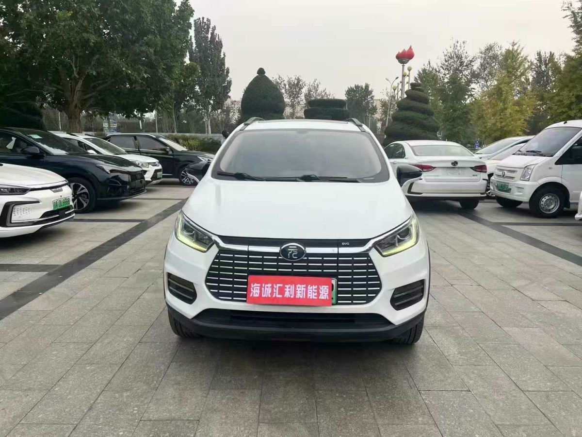 比亞迪 元新能源  2019款 EV360 智聯(lián)悅享型圖片