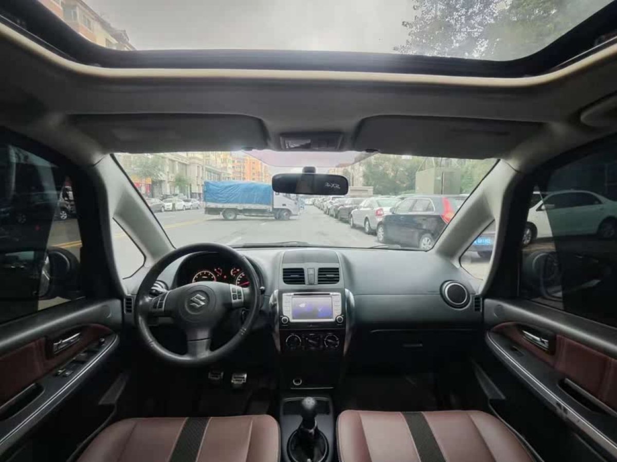鈴木 天語 SX4  2013款 酷銳 1.6L 手動(dòng)舒適型圖片