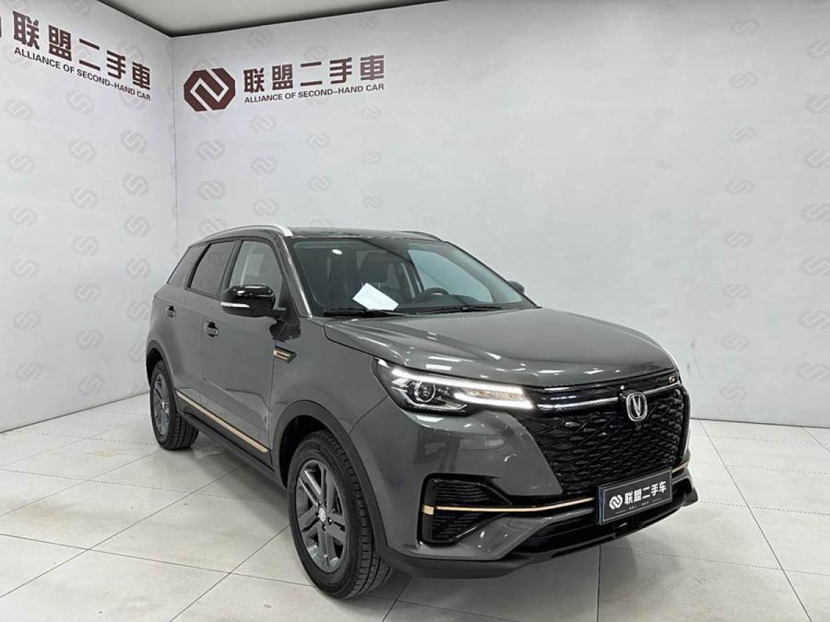 長(zhǎng)安 CS55 PLUS  2022款 藍(lán)鯨版 1.5T 手動(dòng)豪華型圖片