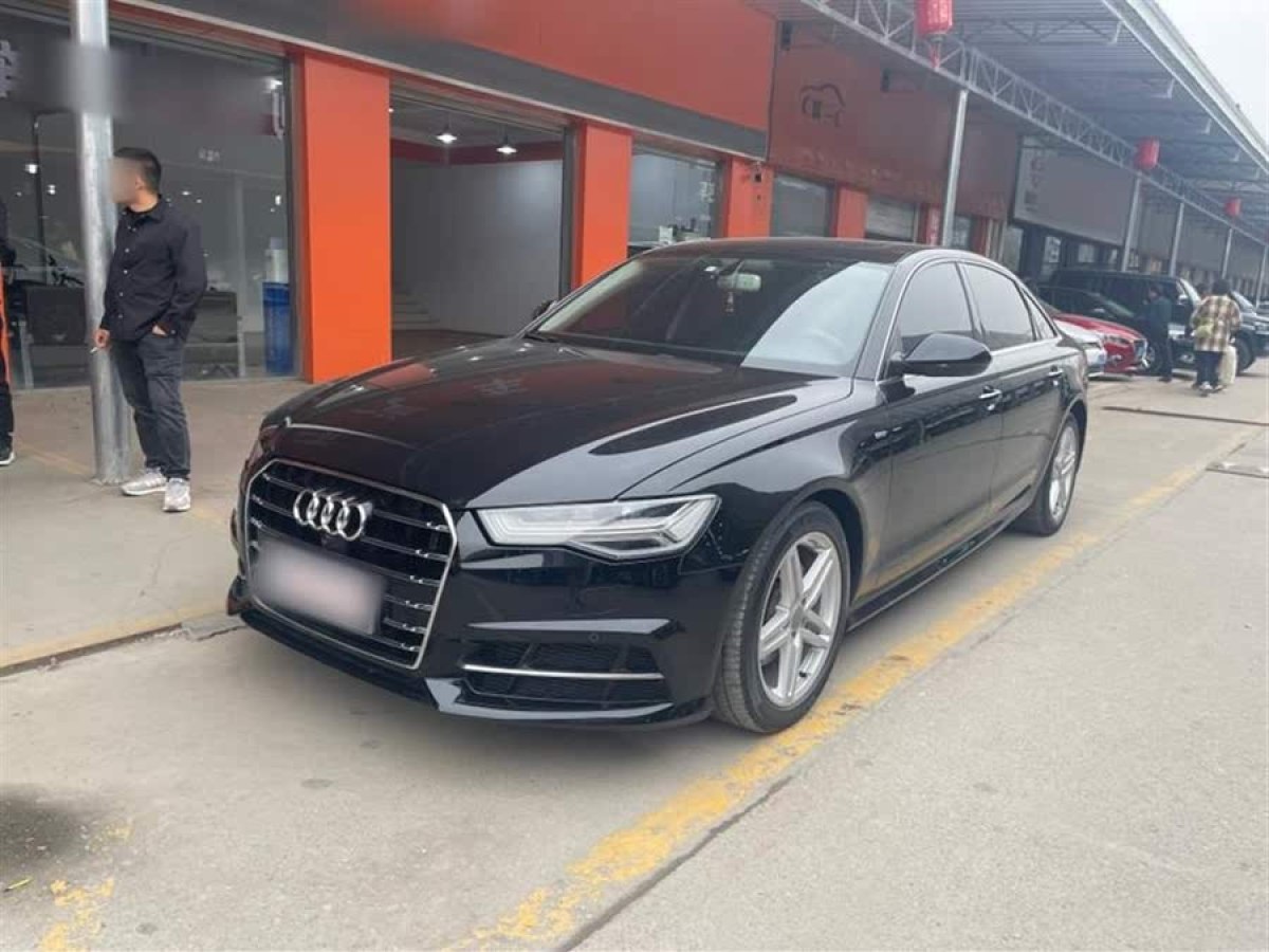 奧迪 奧迪Q3  2018款 30周年年型 30 TFSI 風尚型圖片