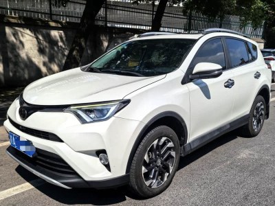 2018年3月 豐田 RAV4榮放 2.5L 自動四驅精英i版圖片