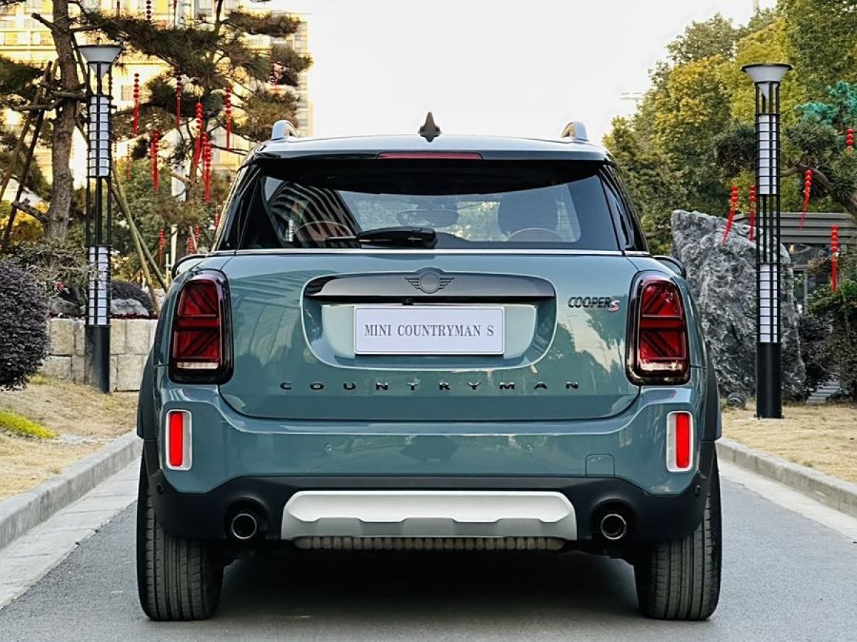 MINI COUNTRYMAN  2023款 改款 2.0T COOPER S ALL4 鑒賞家圖片