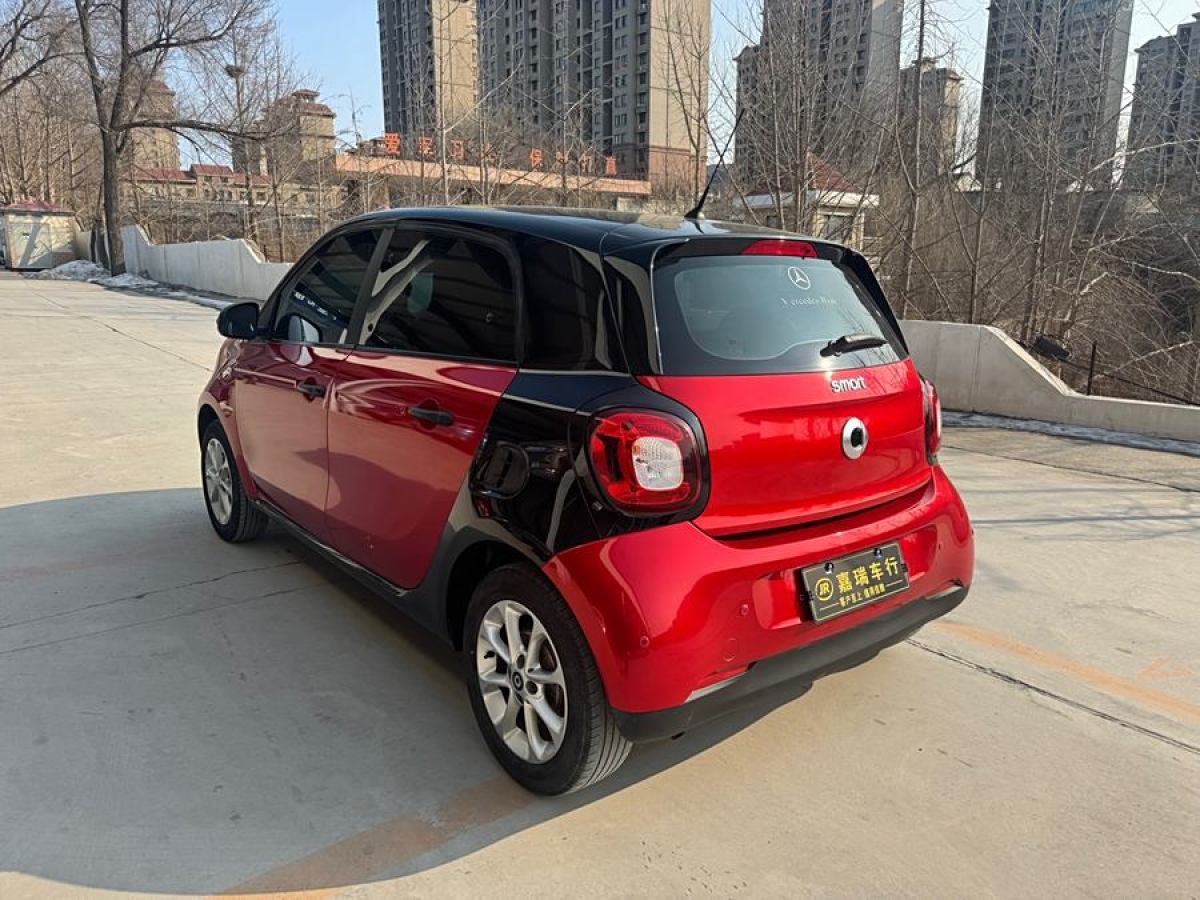 smart forfour  2018款 1.0L 52千瓦靈動版圖片