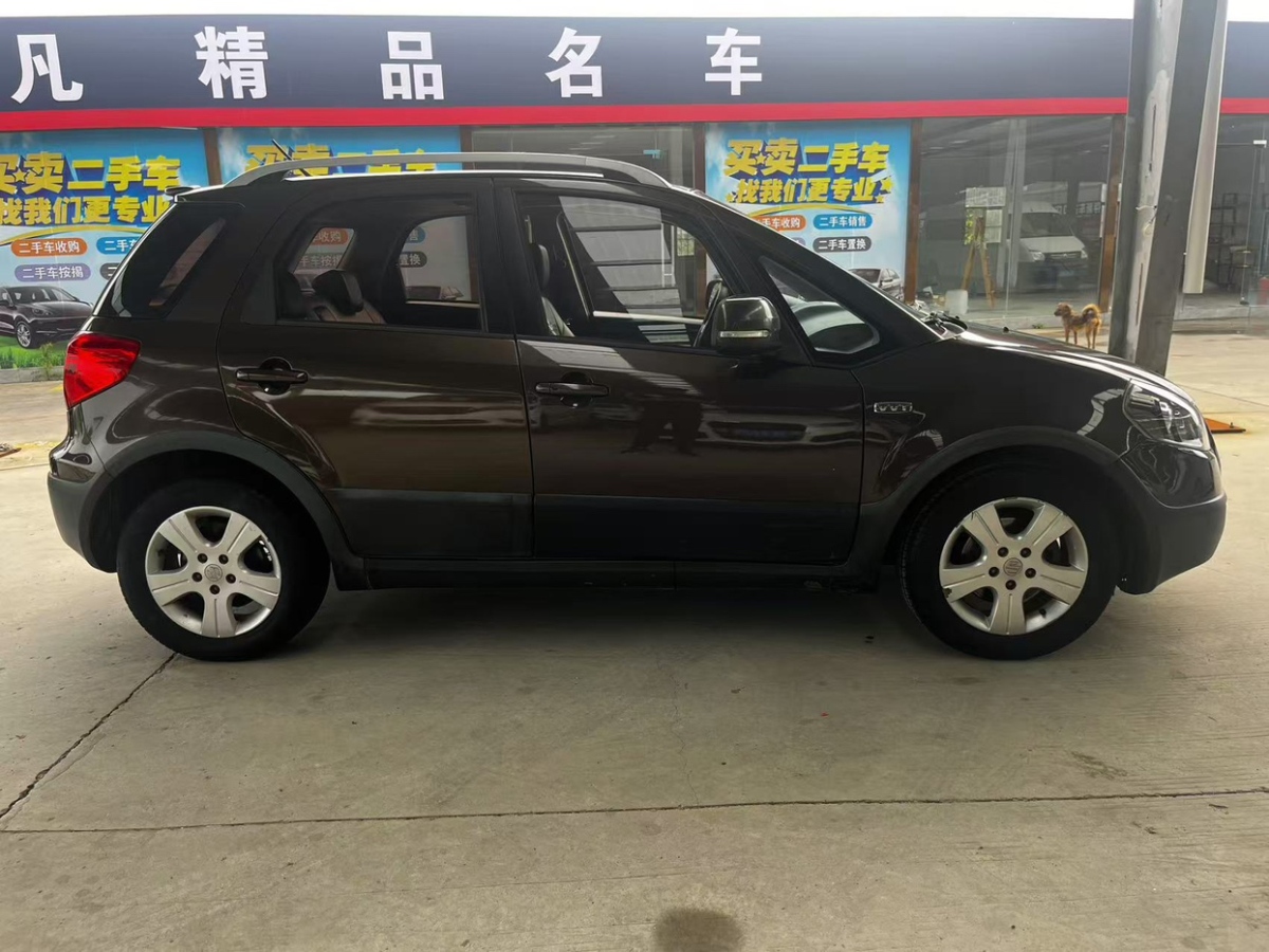 鈴木 天語 SX4  2012款 銳騎 1.8L 自動運(yùn)動型圖片