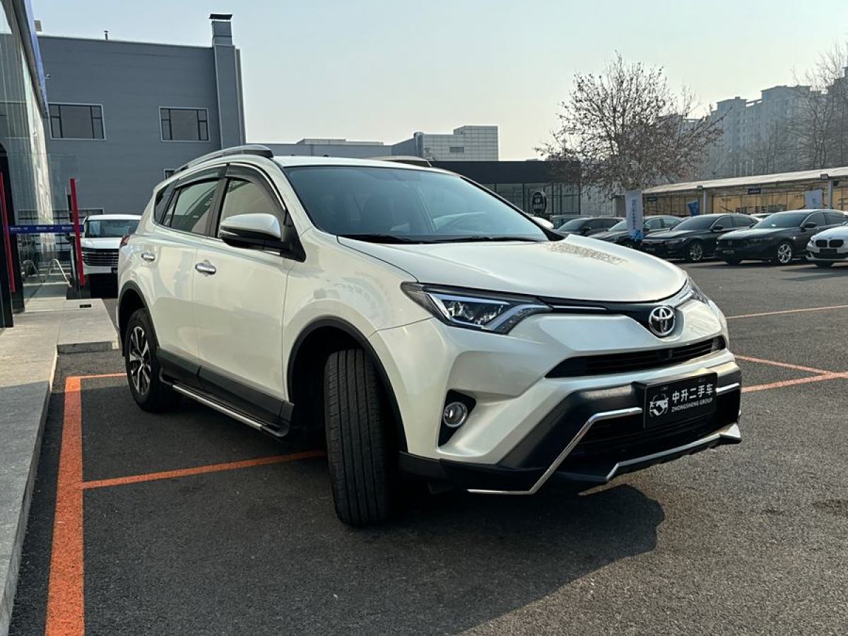 豐田 RAV4榮放  2019款  2.0L CVT兩驅(qū)智尚版 國(guó)VI圖片