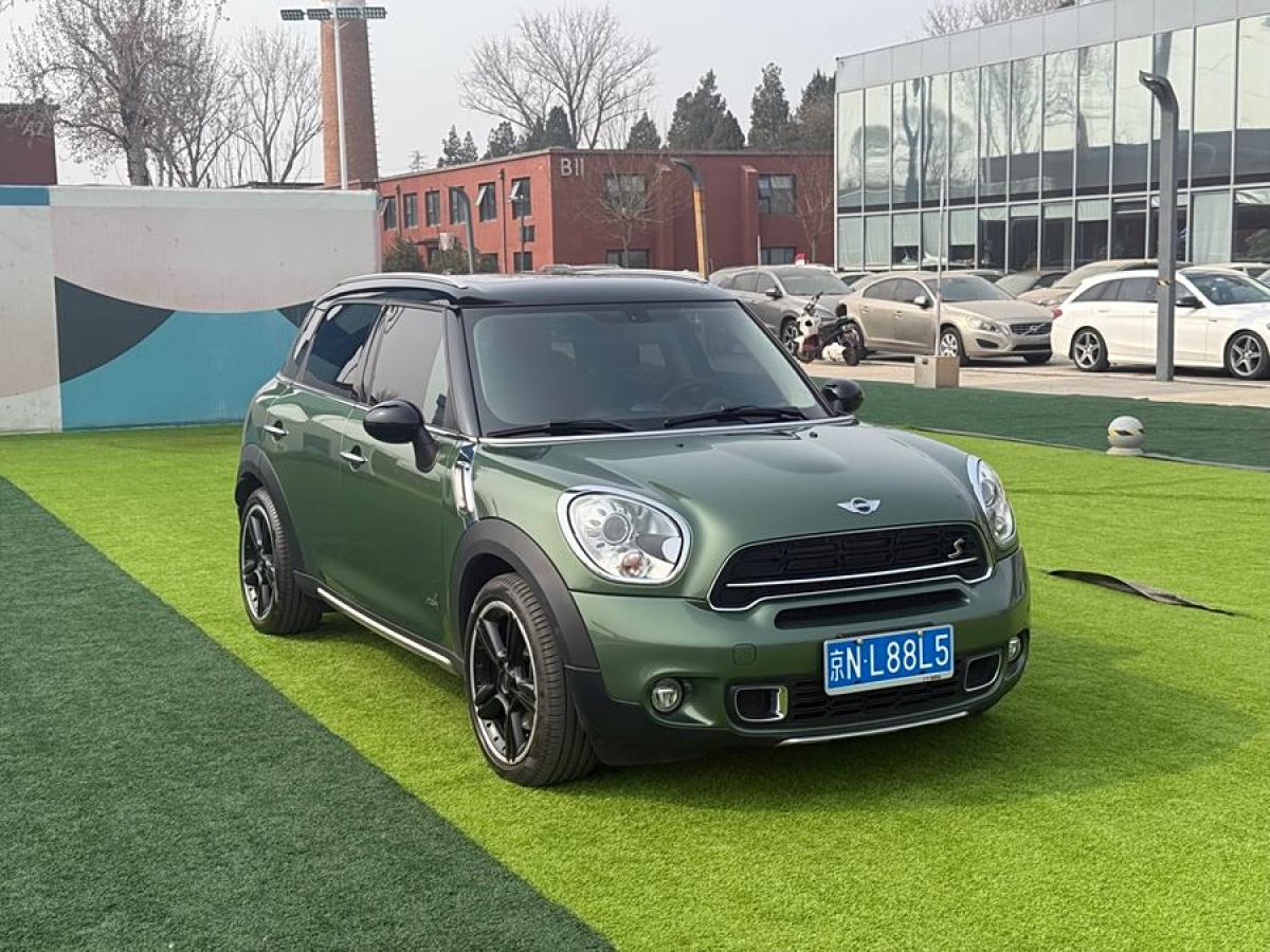 MINI COUNTRYMAN  2013款 1.6T COOPER S ALL4 滑雪版圖片