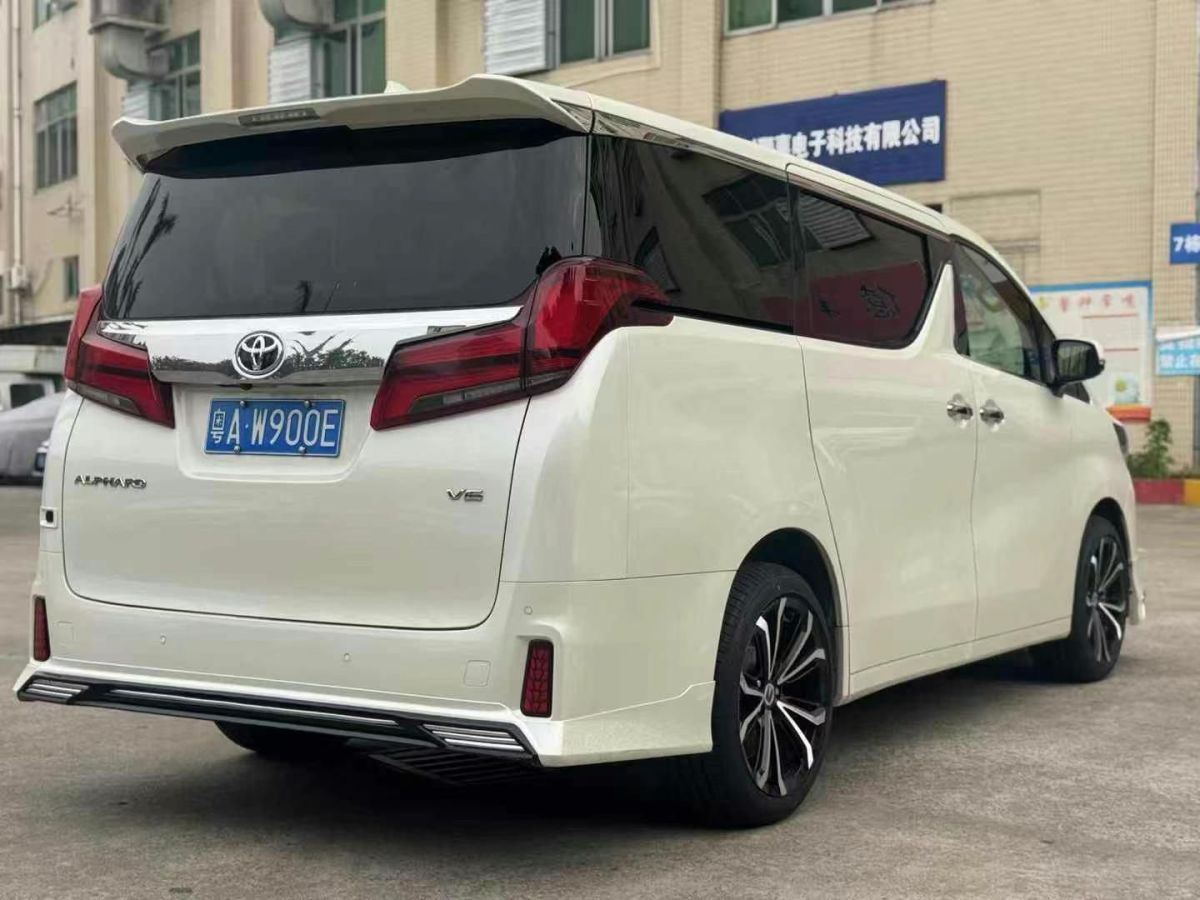 豐田 埃爾法  2019款  雙擎 2.5L 豪華版圖片