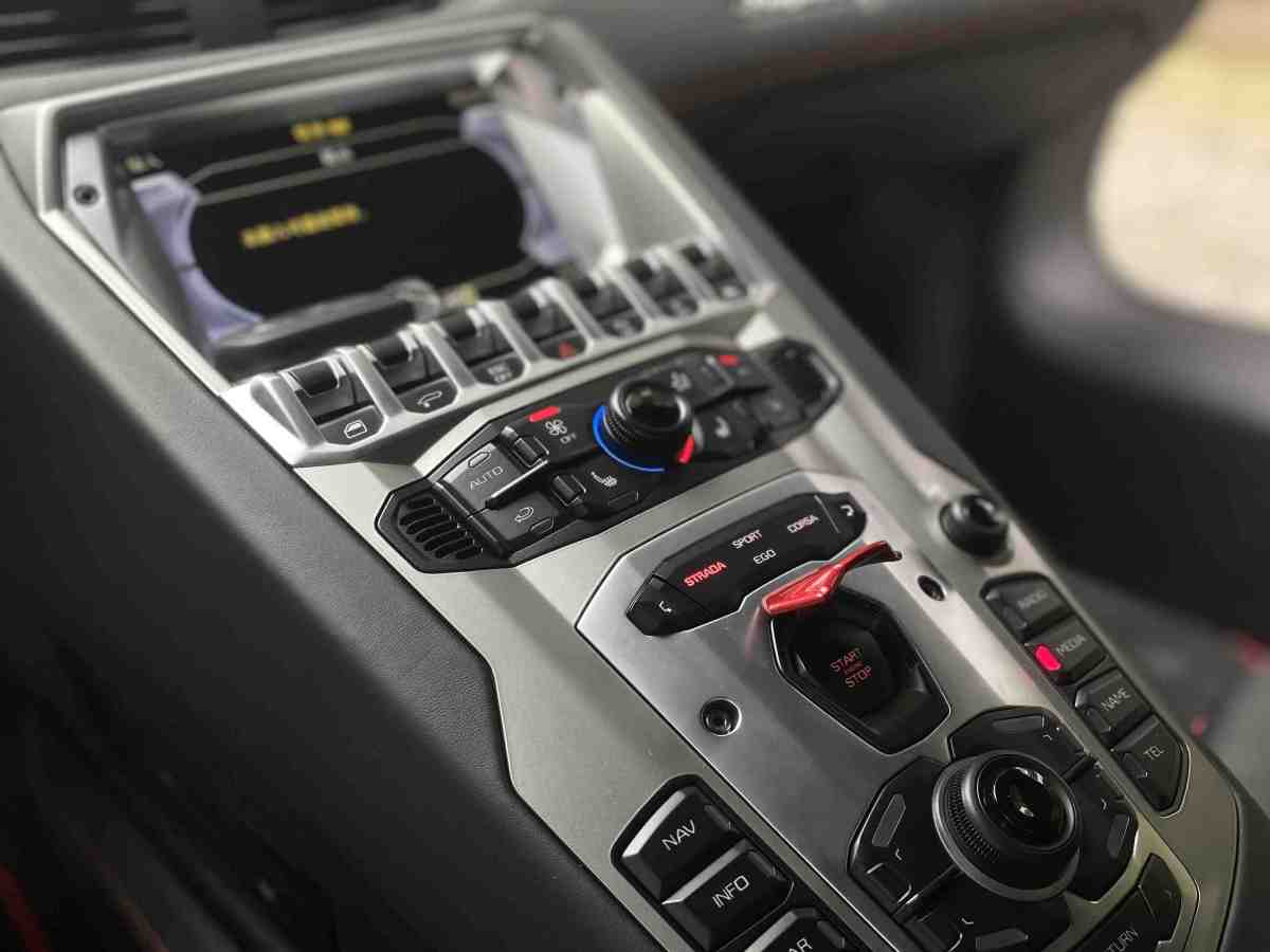 蘭博基尼 Aventador  2018款 Aventador S Roadster圖片