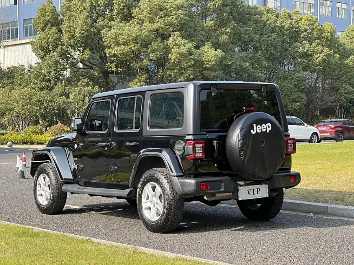 Jeep 牧馬人  2019款  2.0T Sahara 四門版圖片