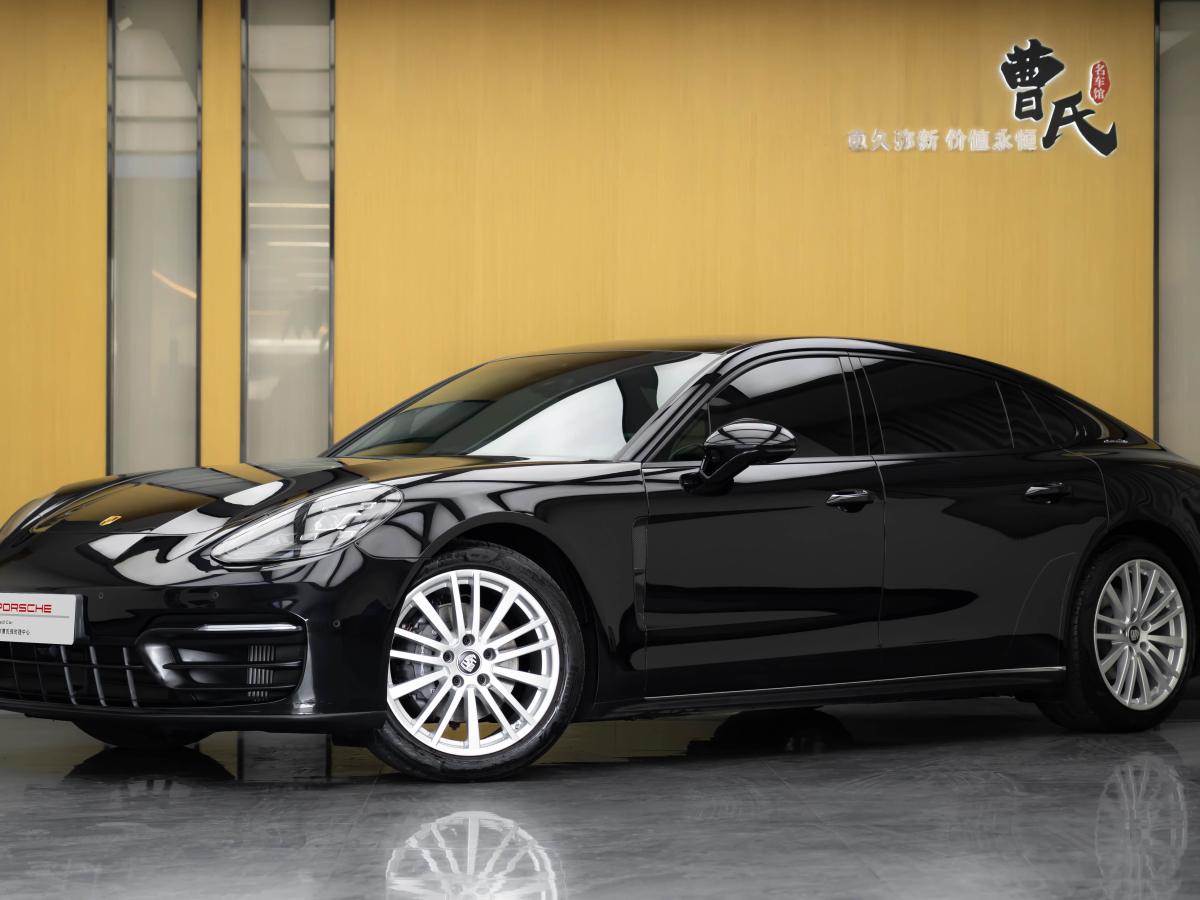 2023年8月保時(shí)捷 Panamera  2023款 Panamera 行政加長(zhǎng)版 2.9T