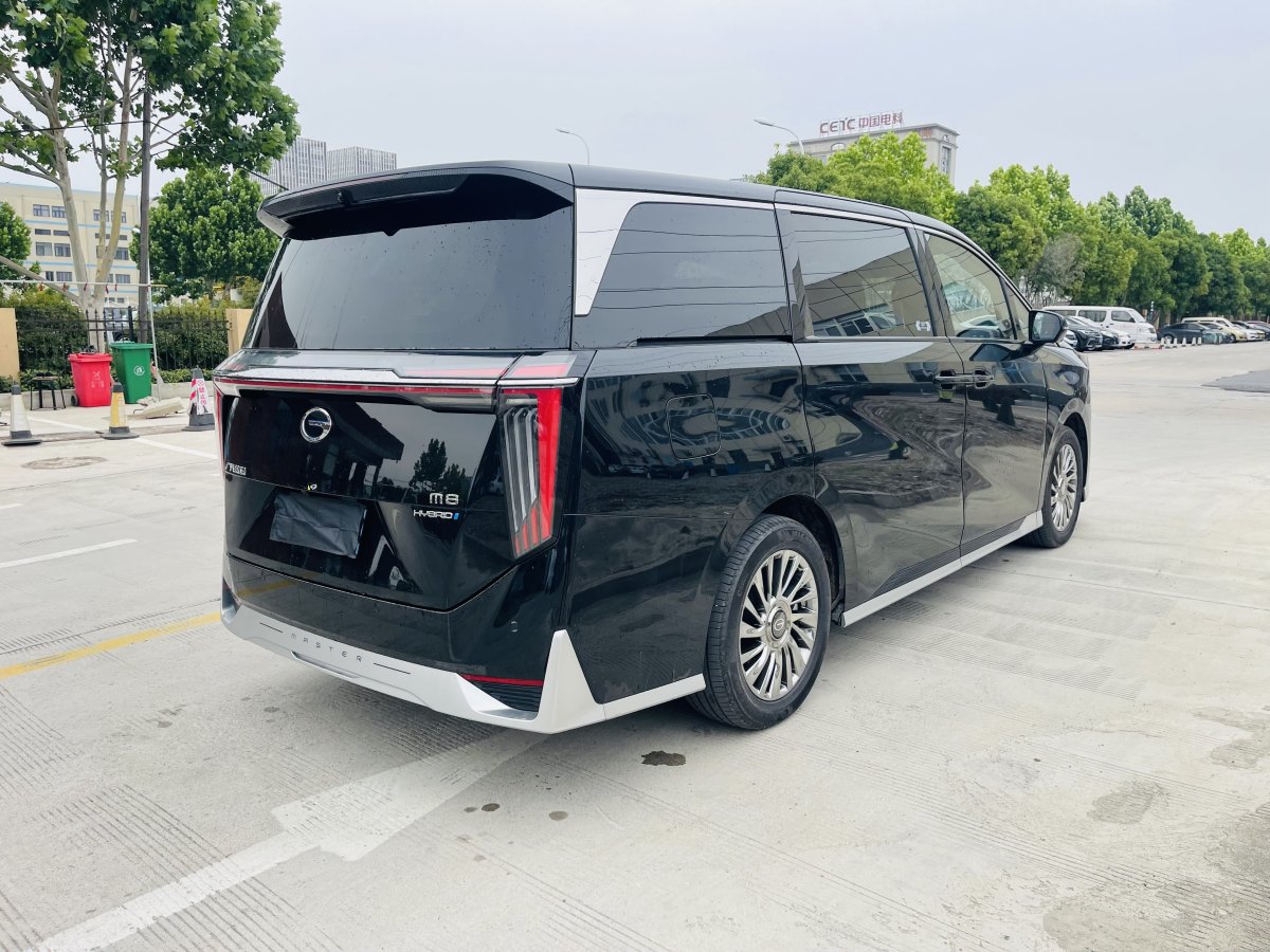 廣汽傳祺 M8  2023款 宗師系列 雙擎 御尊圖片