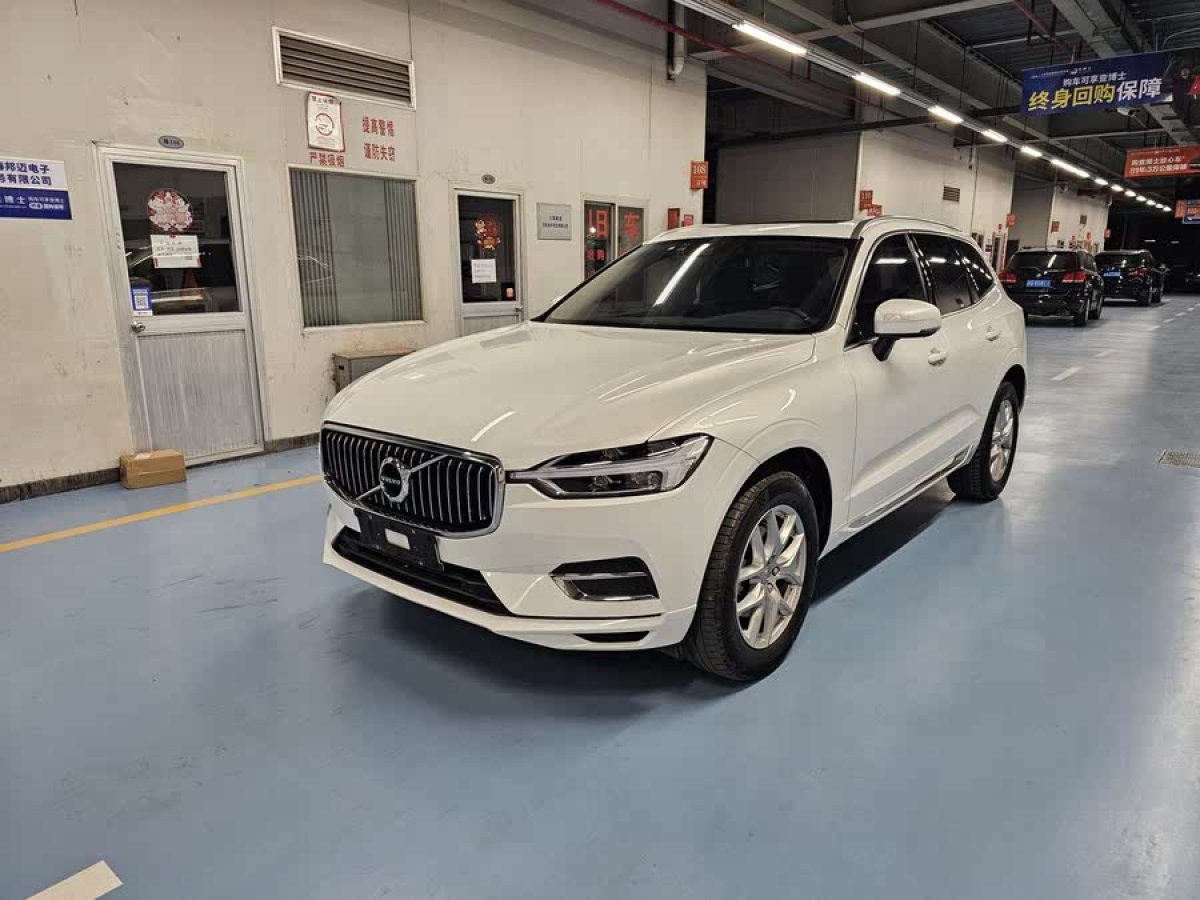 2020年7月沃爾沃 XC60  2020款 T5 四驅(qū)智逸豪華版