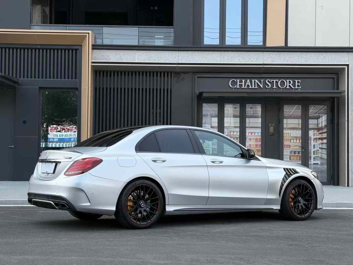 奔馳 奔馳C級(jí)AMG  2015款 AMG C 63 S圖片