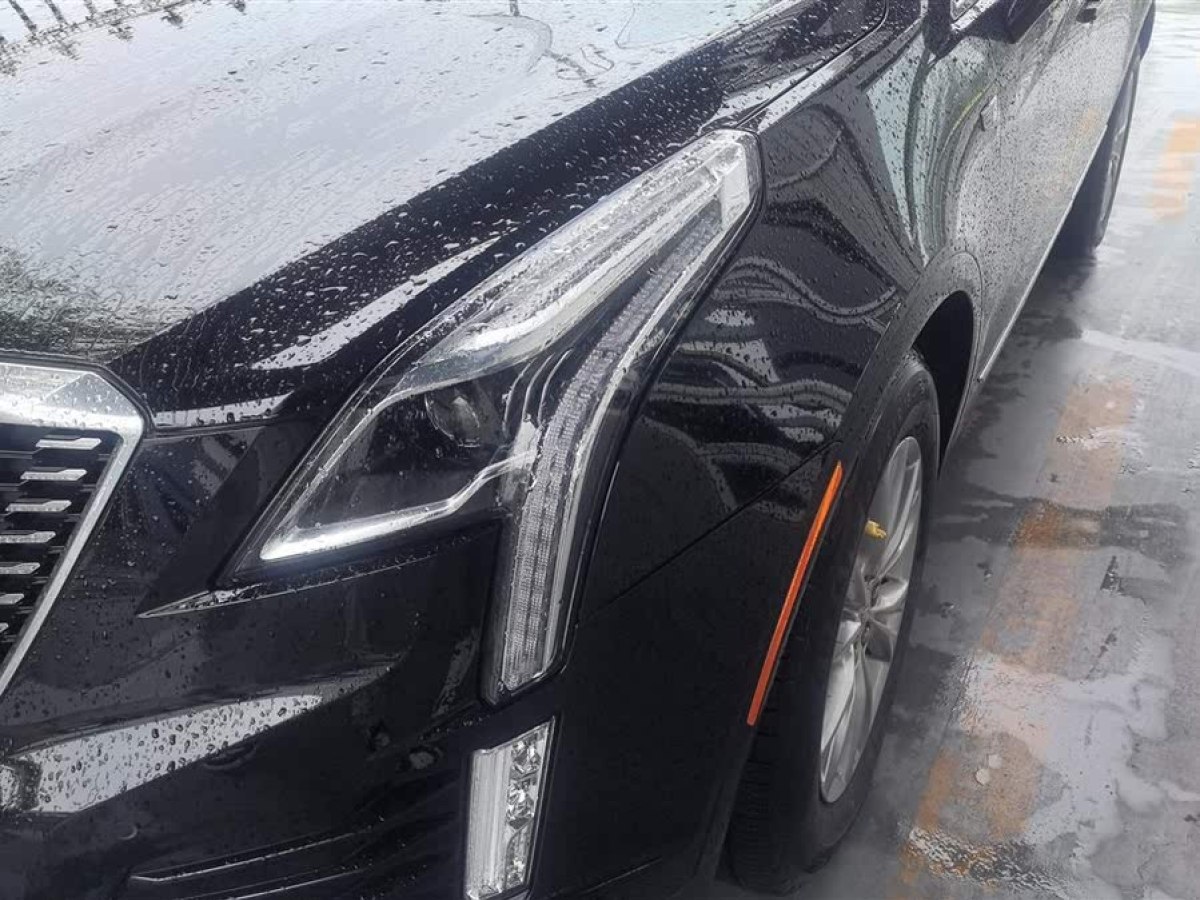 凱迪拉克 XT5  2023款 2.0T 兩驅(qū)風尚型圖片