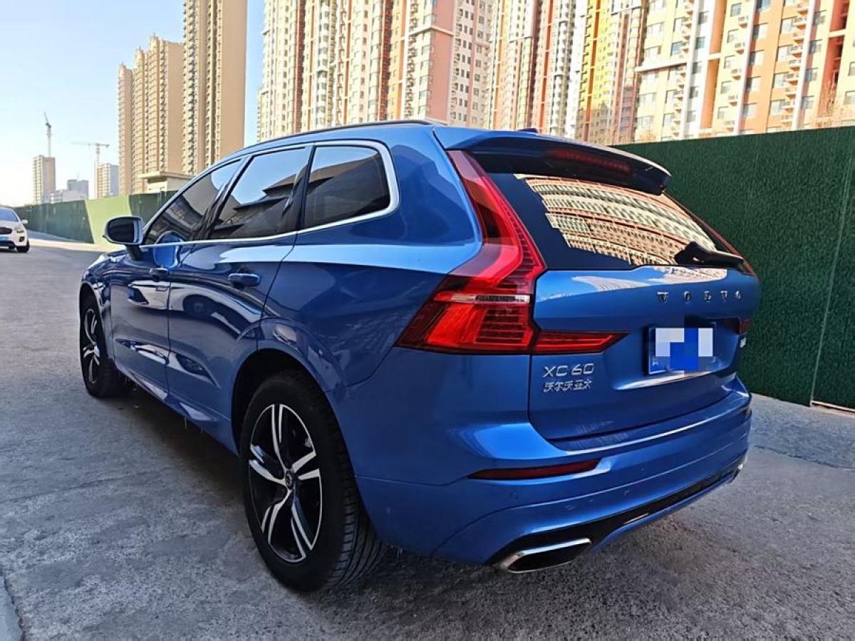 沃爾沃 XC60  2019款 T5 四驅(qū)智遠(yuǎn)運(yùn)動版 國VI圖片