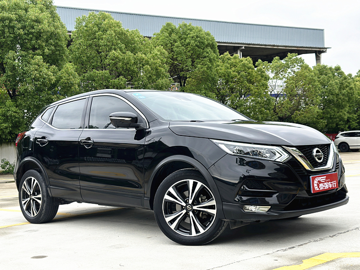 日產(chǎn) 逍客  2019款  2.0L CVT豪華版圖片