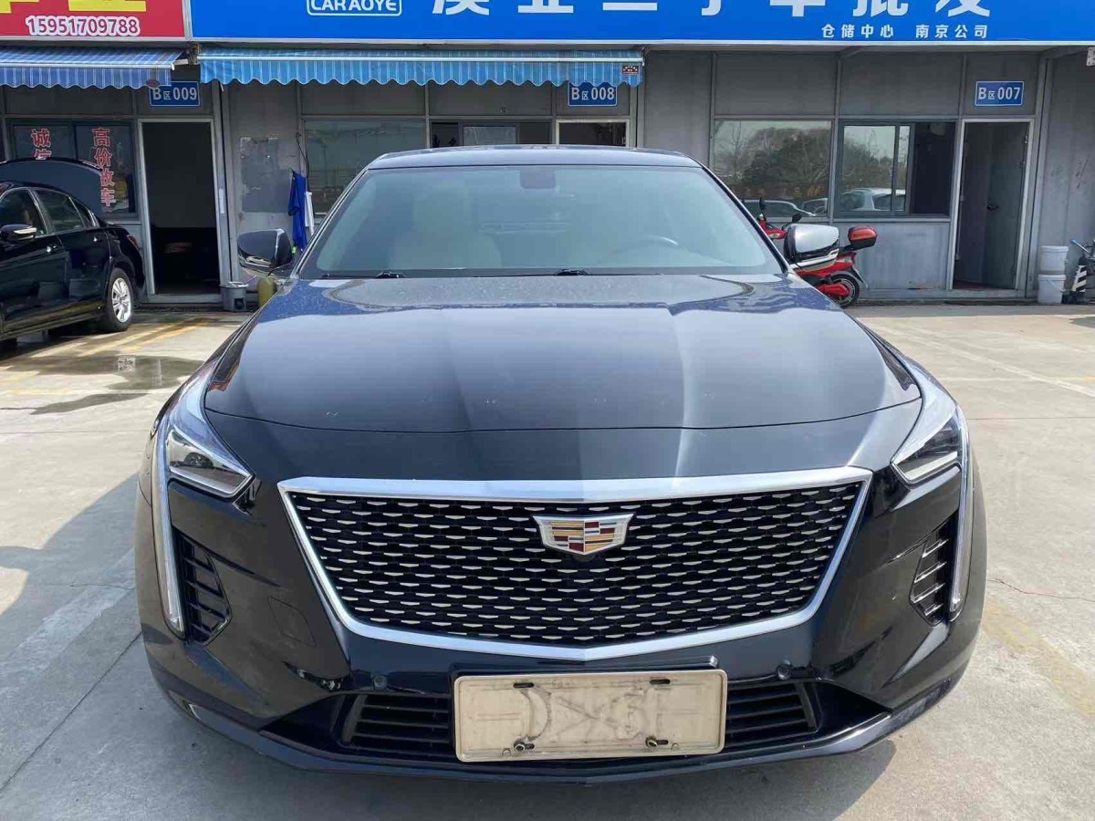 凱迪拉克 CT6  2019款 28T 時(shí)尚型圖片