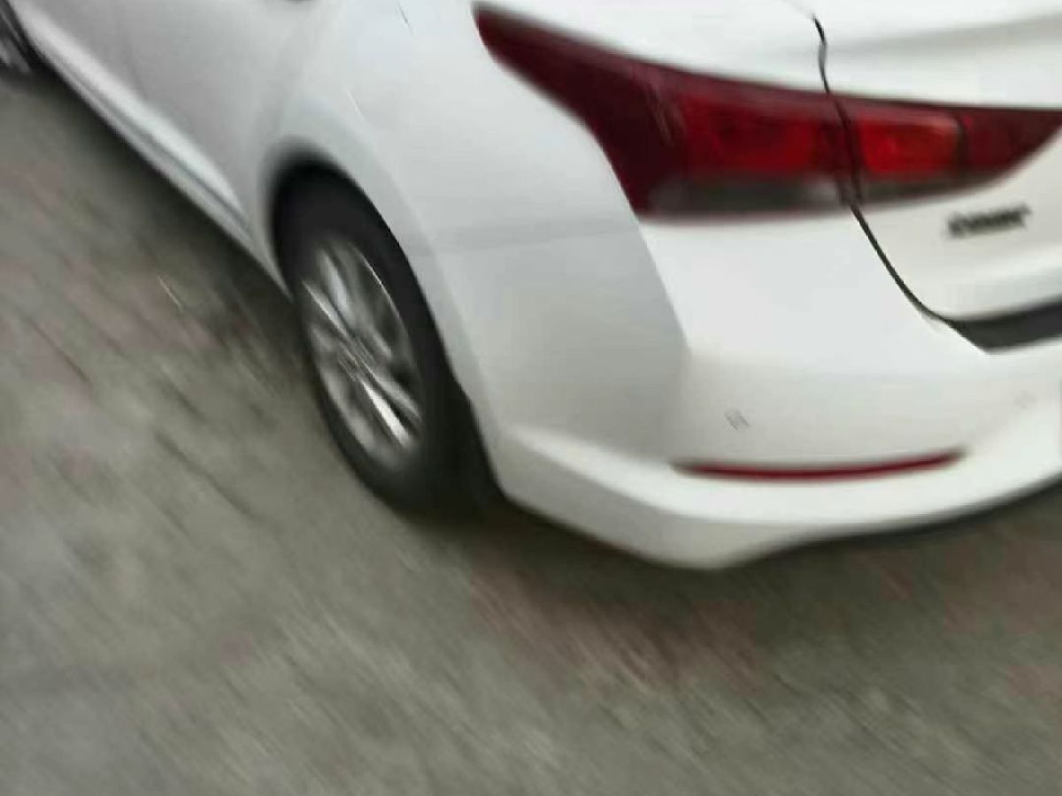 現(xiàn)代 悅動  2018款 1.6L 自動悅目版GL圖片