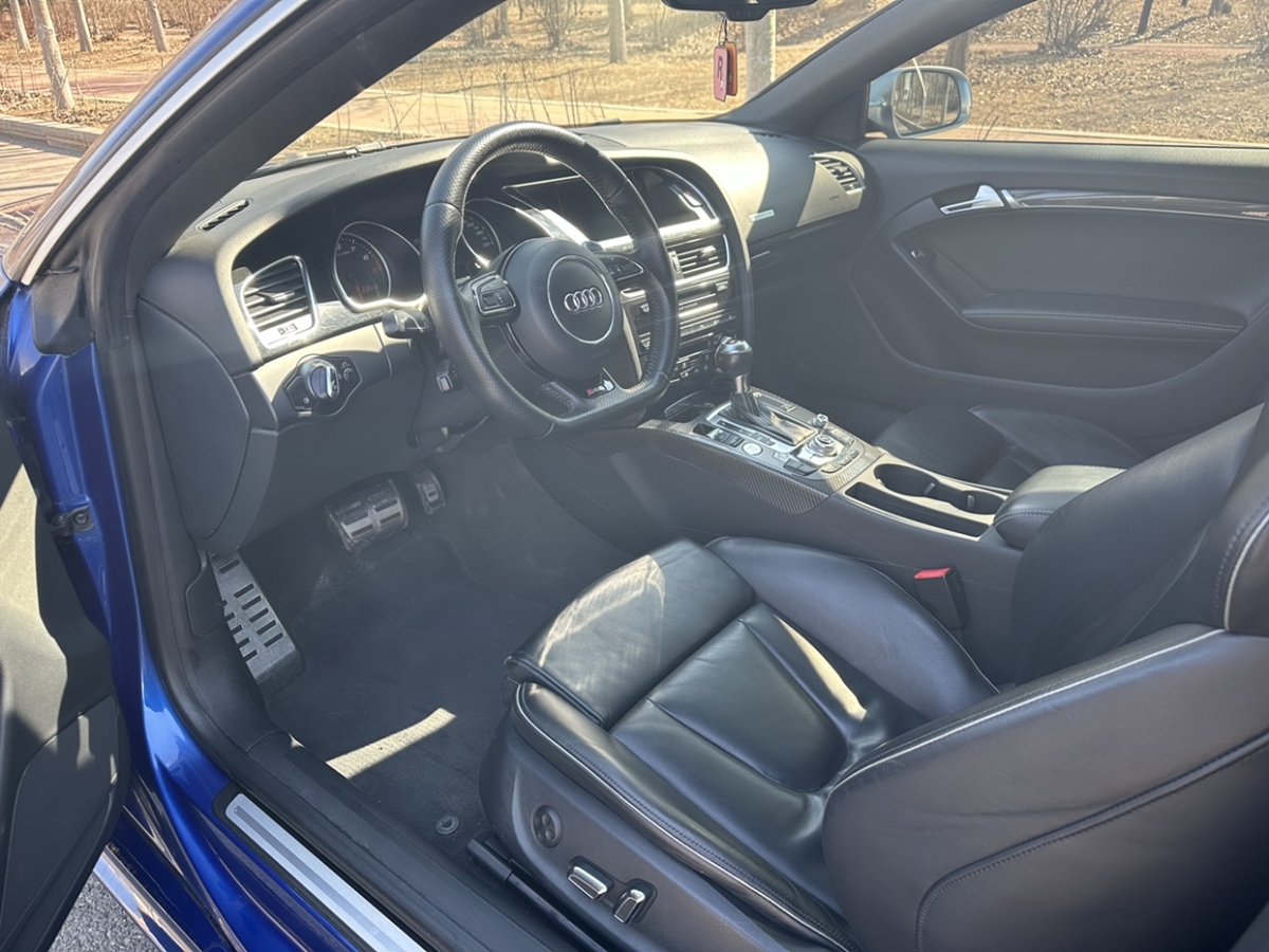 2015年05月奥迪 奥迪RS 5  2014款 RS 5 Coupe 特别版